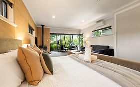 Aroha Studio - Elegant & Tranquil - Self Contained